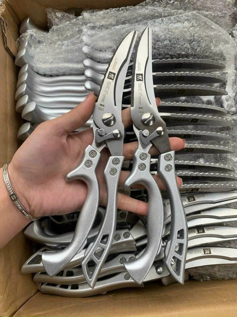 🇪🇸 Tijeras de acero premium importado de la República Federal de Alemania X50CrMoV15 (1.4116)